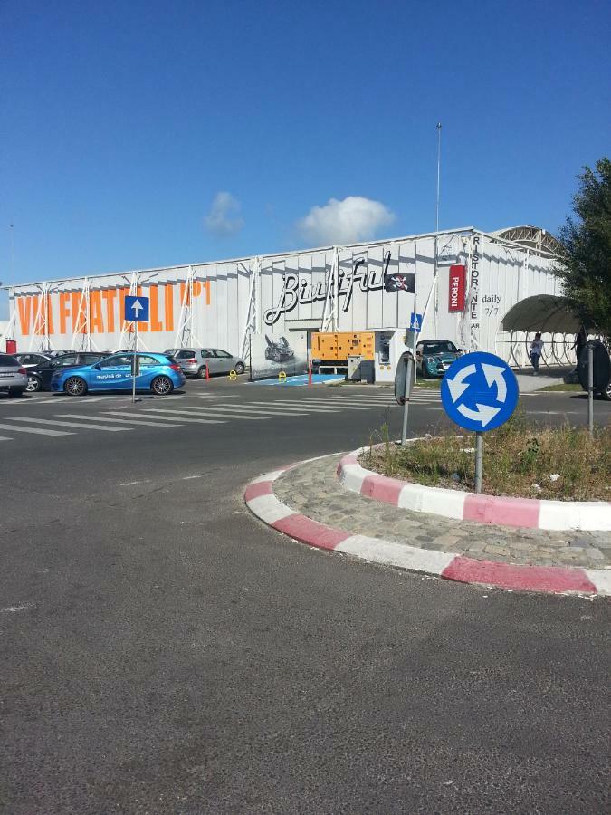 Cristina Iris Mamaia Exterior photo